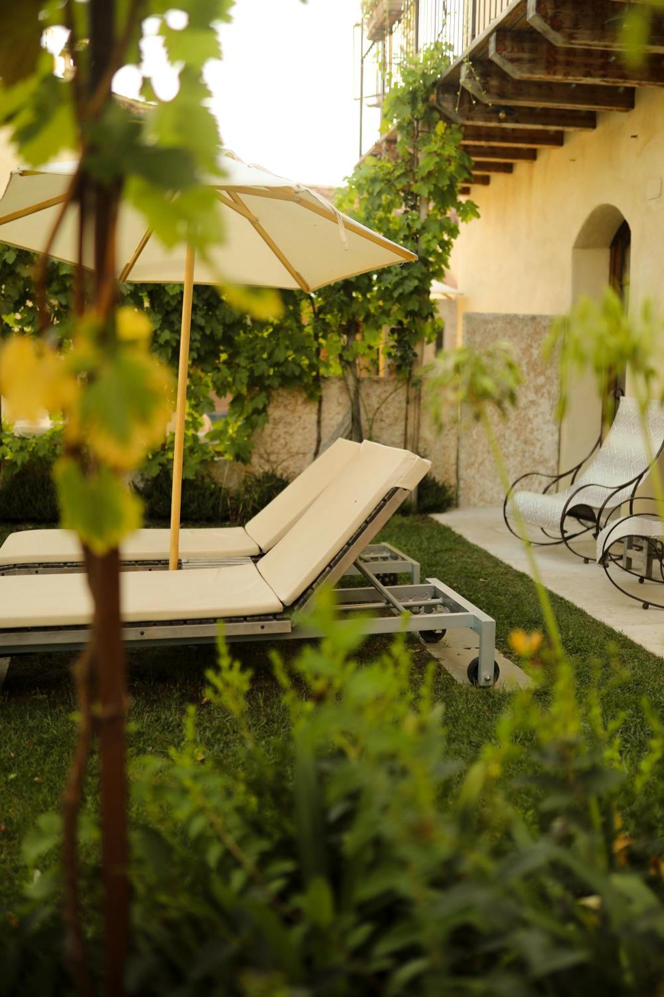 Corte Regia Relais & Spa Valeggio sul Mincio Exterior photo